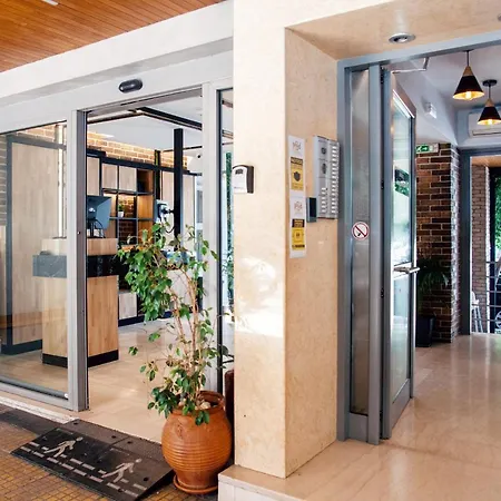 Athens Studios 4* Atina